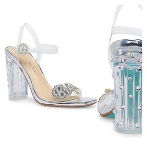 Betsey Johnson Bride Wedding Lucite Sandal